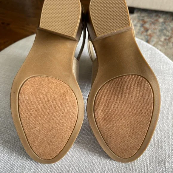 NWOT Sugar Lori booties, size 7.5 - Picture 6 of 8